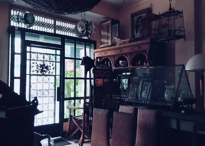 Baan Vaneeda Antique Garden House Couette-café